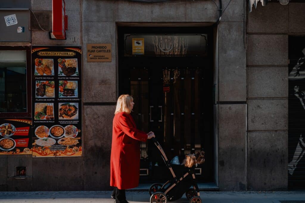Abogado de Arraigo Familiar en España